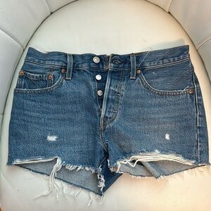 levi high rise denim short size w26